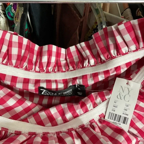 New York & Company Red and White Ruffled Blouse with Versatile Bow Tie. Size XL - Picture 6 of 6